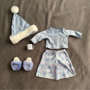 American Girl Let it Snow Sleep Set